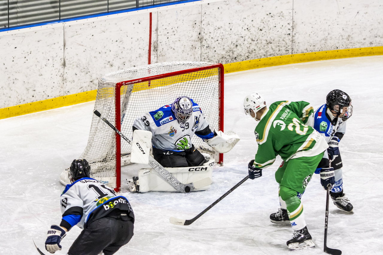 Lehel HC were a strong opponent; we’re going into the return leg trailing. – image 1