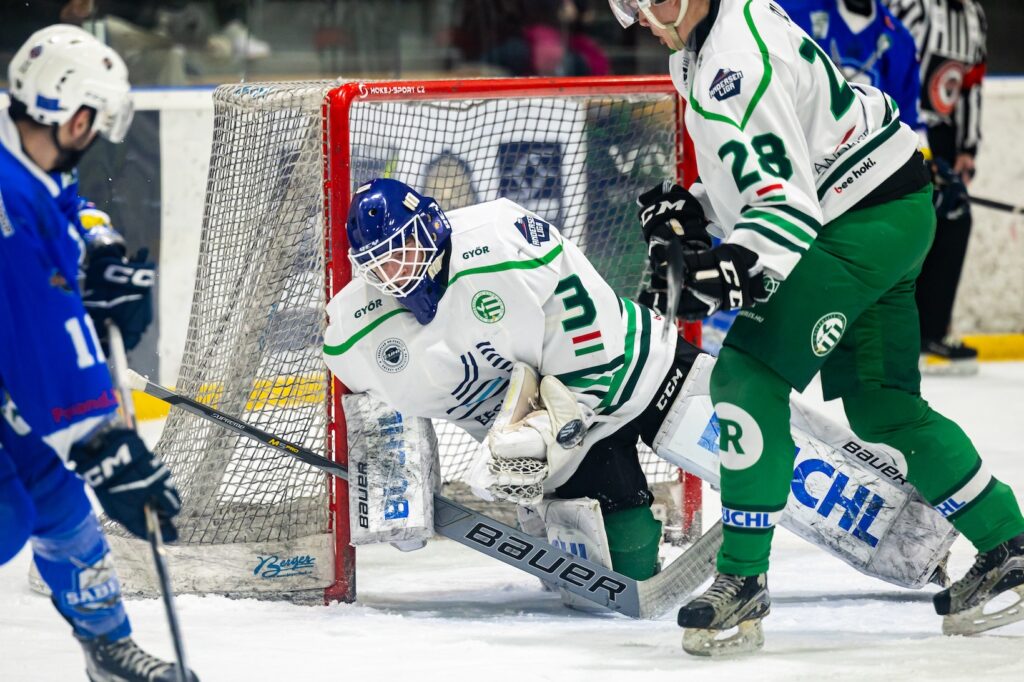 Home win against the Polish Sabers in the EUHL