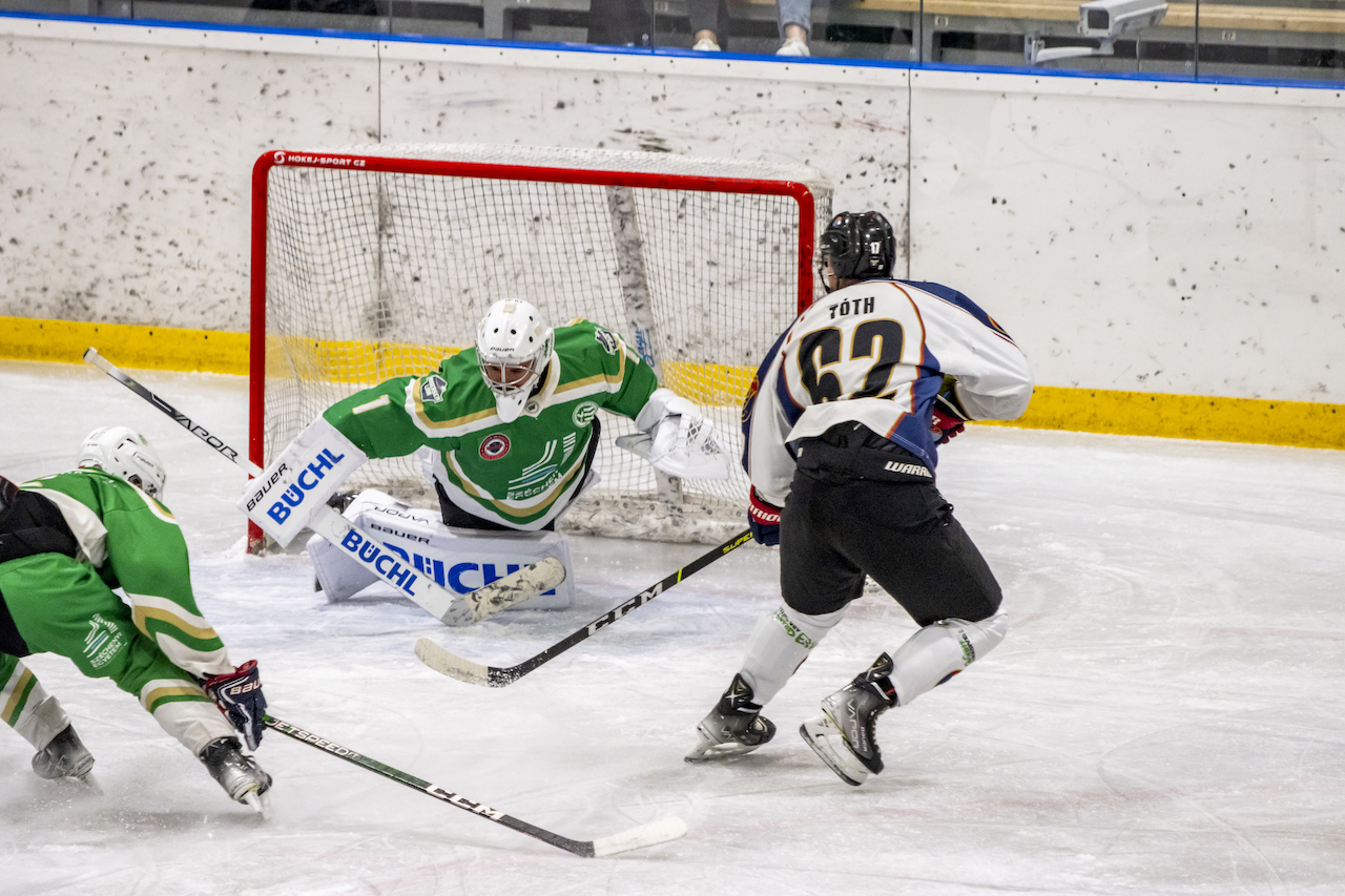 A confident victory against the newcomers. – image 8
