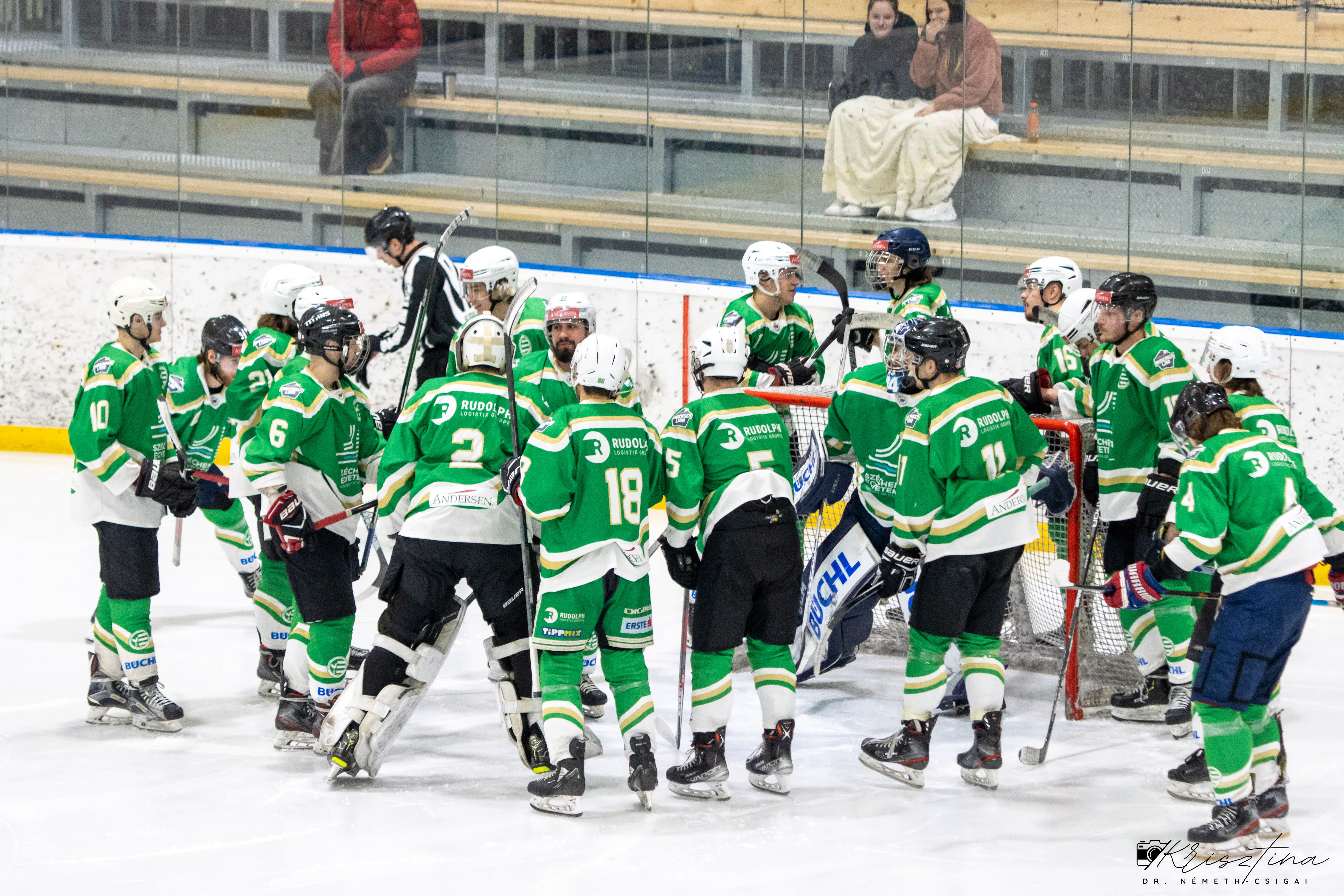 UNI GYŐR ETO HC won the regular season by a landslide