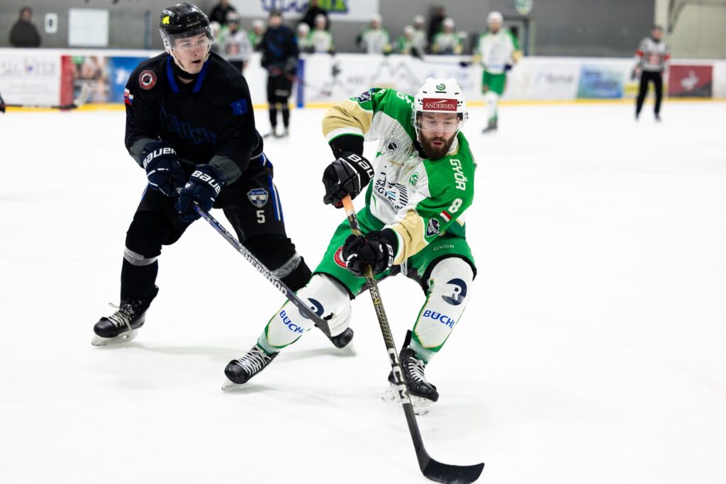 We got off to a flying start in the EUHL play-offs on home turf!